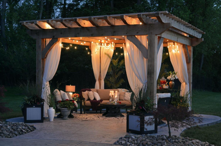 5 Ideas for arranging your outdoor living space