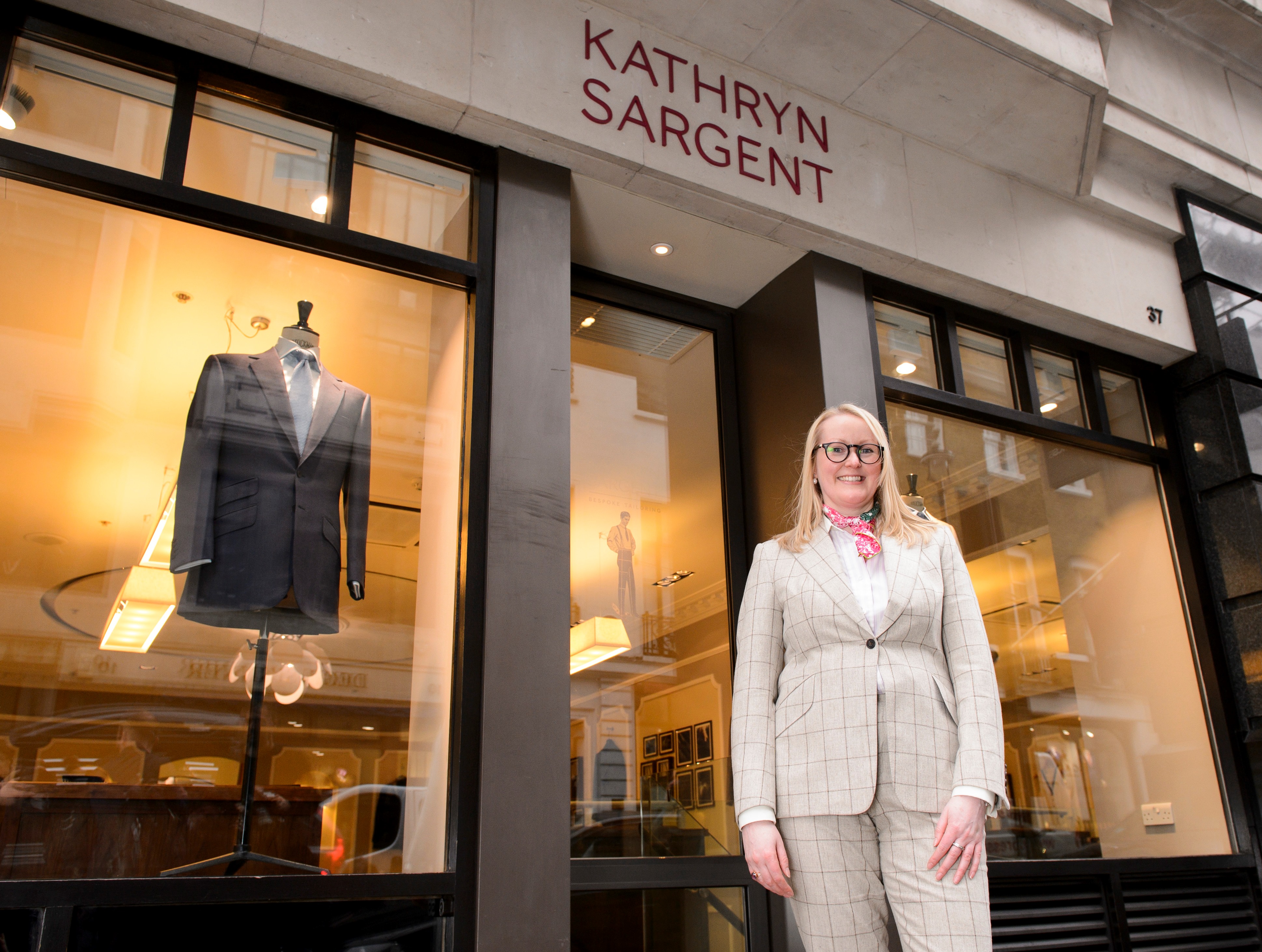 Thrings Advise Britain’s First Female Head Cutter on Return to Savile Row 